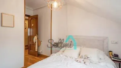 Piso en alquiler en Calle de Campomanes, Centro (Oviedo) de 750 €<span>/mes</span>