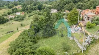 Terraced house for sale in La Espinera, Tuilla-Langreo (Asturias, Spain). Price: €250,000. Built area: 306 m². Plot size: 1,029 m². 6 bedrooms and 3 bathrooms. photo 20