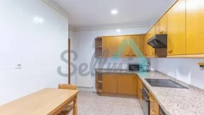 Piso en alquiler en Calle de Campomanes, Centro (Oviedo) de 1.300 €<span>/mes</span>