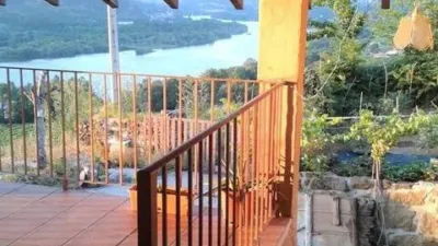 Chalet on Calle Lugar Troncoso Nn photo 2