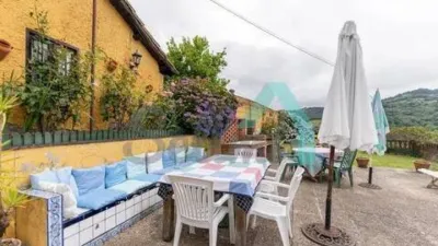 Terraced house for sale in La Espinera, Tuilla-Langreo (Asturias, Spain). Price: €250,000. Built area: 306 m². Plot size: 1,029 m². 6 bedrooms and 3 bathrooms. photo 113