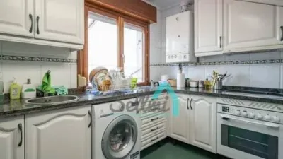 Piso en alquiler en Calle de Campomanes, Centro (Oviedo) de 750 €<span>/mes</span>