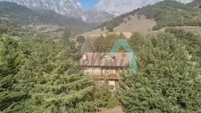 Chalet in Camaleño photo 2