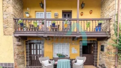 Terraced house for sale in La Espinera, Tuilla-Langreo (Asturias, Spain). Price: €250,000. Built area: 306 m². Plot size: 1,029 m². 6 bedrooms and 3 bathrooms. photo 29