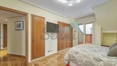 Piso en alquiler en Centro, Centro (Oviedo) de 1.200 €<span>/mes</span>