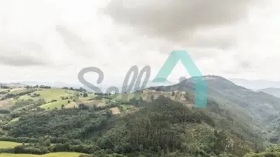 Terreno en venta en Salas - Más