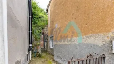 Terraced house for sale in La Espinera, Tuilla-Langreo (Asturias, Spain). Price: €250,000. Built area: 306 m². Plot size: 1,029 m². 6 bedrooms and 3 bathrooms. photo 77