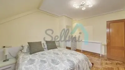 Piso en alquiler en Centro, Centro (Oviedo) de 1.200 €<span>/mes</span>