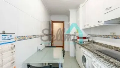 Piso en alquiler en Masip-La Ería-La Argañosa-Parque del Oeste, Masip-La Ería-La Argañosa-Parque del Oeste (Oviedo) de 895 €<span>/mes</span>