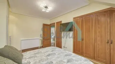 Piso en alquiler en Centro, Centro (Oviedo) de 1.200 €<span>/mes</span>