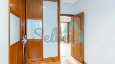 Piso en alquiler en Calle de Campomanes, Centro (Oviedo) de 1.300 €<span>/mes</span>