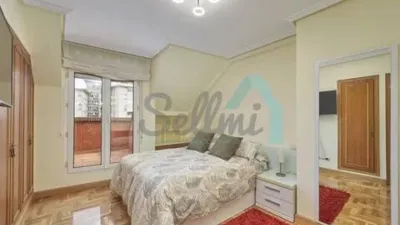 Piso en alquiler en Centro, Centro (Oviedo) de 1.200 €<span>/mes</span>