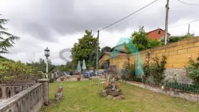 Terraced house for sale in La Espinera, Tuilla-Langreo (Asturias, Spain). Price: €250,000. Built area: 306 m². Plot size: 1,029 m². 6 bedrooms and 3 bathrooms. photo 119