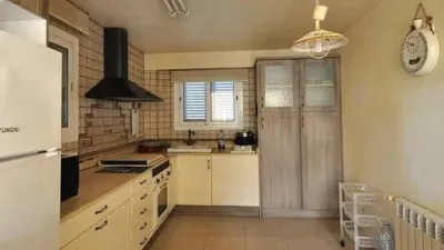 Chalet on Carrer de Maria Fortuny photo 41