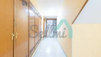 Piso en alquiler en Pumarín-Teatinos, Pumarín-Teatinos (Oviedo) de 800 €<span>/mes</span>