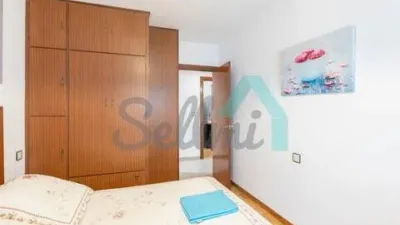Piso en alquiler en Pumarín-Teatinos, Pumarín-Teatinos (Oviedo) de 800 €<span>/mes</span>