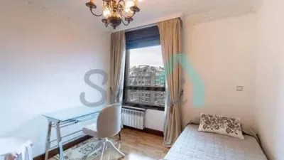 Piso en alquiler en Ciudad-Naranco-Vallobín, Ciudad-Naranco-Vallobín (Oviedo) de 1.000 €<span>/mes</span>