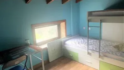 Chalet on Calle Lugar Troncoso Nn photo 9