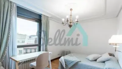 Piso en alquiler en Ciudad-Naranco-Vallobín, Ciudad-Naranco-Vallobín (Oviedo) de 1.000 €<span>/mes</span>