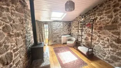 Chalet in Pantón photo 19