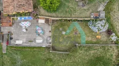 Terraced house for sale in La Espinera, Tuilla-Langreo (Asturias, Spain). Price: €250,000. Built area: 306 m². Plot size: 1,029 m². 6 bedrooms and 3 bathrooms. photo 22