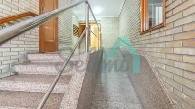 Piso en alquiler en Pumarín-Teatinos, Pumarín-Teatinos (Oviedo) de 800 €<span>/mes</span>