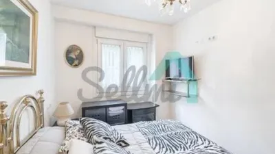 Apartment in El Entrego photo 11