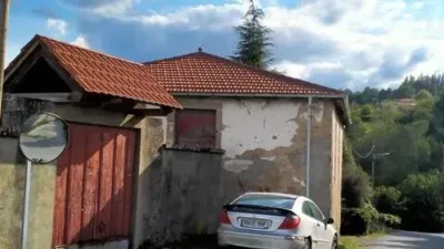 Chalet on Calle Oseira S-N photo 5