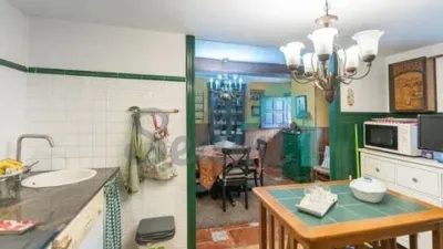 Terraced house for sale in La Espinera, Tuilla-Langreo (Asturias, Spain). Price: €250,000. Built area: 306 m². Plot size: 1,029 m². 6 bedrooms and 3 bathrooms. photo 36