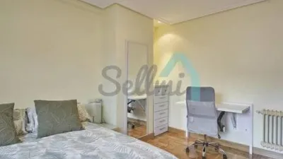Piso en alquiler en Centro, Centro (Oviedo) de 1.200 €<span>/mes</span>