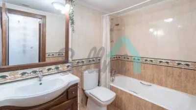 Piso en alquiler en Ciudad-Naranco-Vallobín, Ciudad-Naranco-Vallobín (Oviedo) de 1.000 €<span>/mes</span>