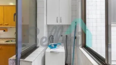 Piso en alquiler en Calle de Campomanes, Centro (Oviedo) de 1.300 €<span>/mes</span>