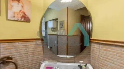 Terraced house for sale in La Espinera, Tuilla-Langreo (Asturias, Spain). Price: €250,000. Built area: 306 m². Plot size: 1,029 m². 6 bedrooms and 3 bathrooms. photo 50