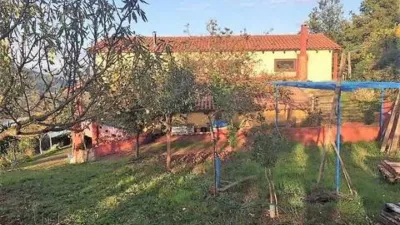Chalet on Calle Lugar Troncoso Nn photo 23