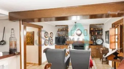 Terraced house for sale in La Espinera, Tuilla-Langreo (Asturias, Spain). Price: €250,000. Built area: 306 m². Plot size: 1,029 m². 6 bedrooms and 3 bathrooms. photo 58
