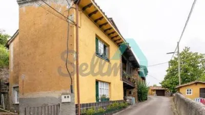 Terraced house for sale in La Espinera, Tuilla-Langreo (Asturias, Spain). Price: €250,000. Built area: 306 m². Plot size: 1,029 m². 6 bedrooms and 3 bathrooms. photo 25