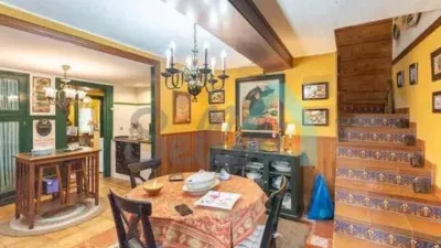 Terraced house for sale in La Espinera, Tuilla-Langreo (Asturias, Spain). Price: €250,000. Built area: 306 m². Plot size: 1,029 m². 6 bedrooms and 3 bathrooms. photo 32