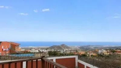 Chalet on Calle Candida Pena Bello, 1 photo 3