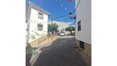 Apartment in Alcaucín photo 2