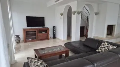 Chalet on Carrer Illa Mallorca photo 8