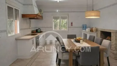 Chalet in Alcalá de Guadaíra photo 3