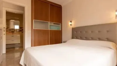 Apartment on Avenida Juan Carlos I photo 11