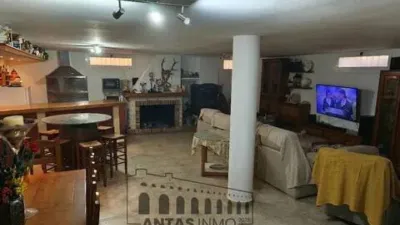 Chalet in Urban Centre photo 5