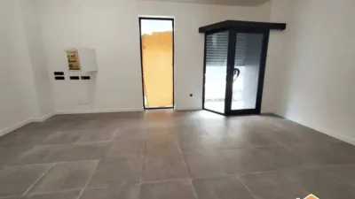 Local comercial en alquiler en Calle Socorro - Más