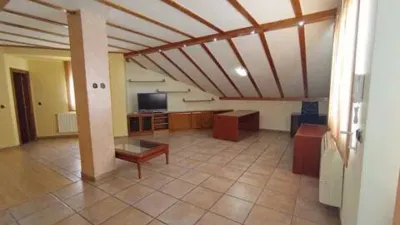 Piso en Almansa photo 9
