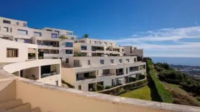 Apartment on Urbanizacion Los Altos de los Monteros Street, No Number photo 19