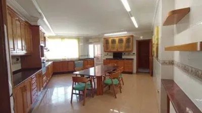 Piso en Almansa photo 10