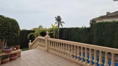 Chalet on Carrer Illa Mallorca photo 24