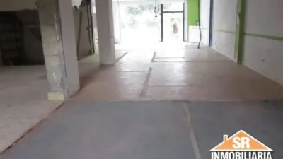 Local comercial en alquiler en Rúa da Constitución - Vista 2