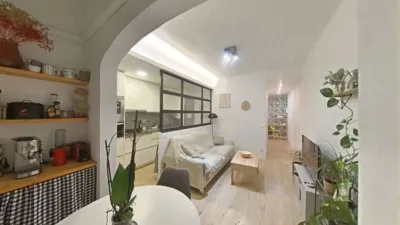 Flat in Centre photo 2